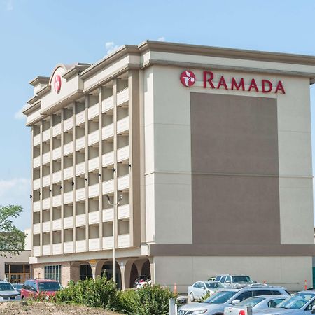Ramada By Wyndham Edmonton South Hotell Eksteriør bilde