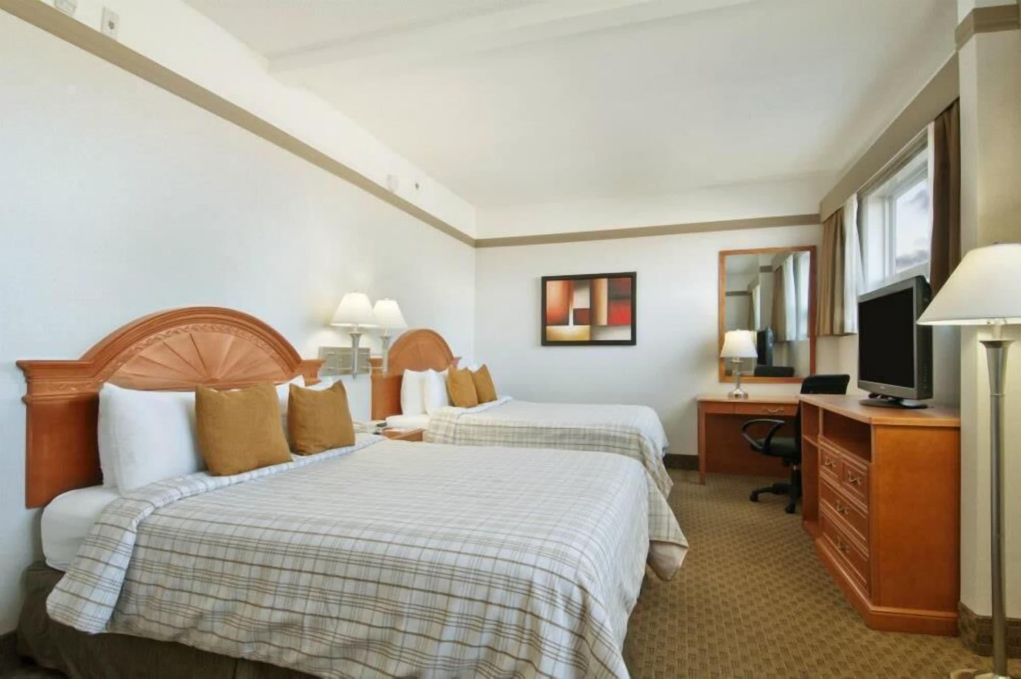 Ramada By Wyndham Edmonton South Hotell Eksteriør bilde