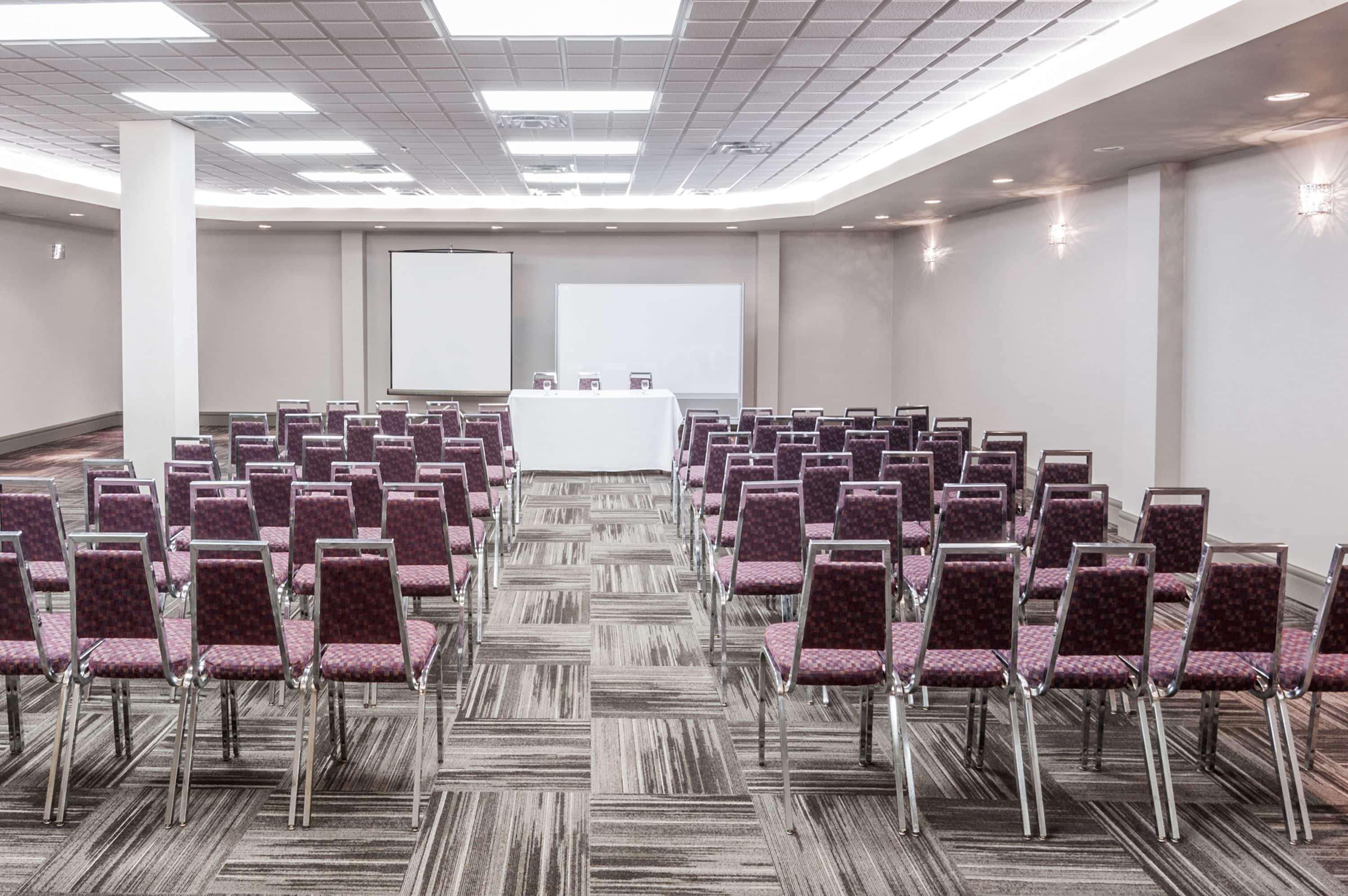 Ramada By Wyndham Edmonton South Hotell Eksteriør bilde