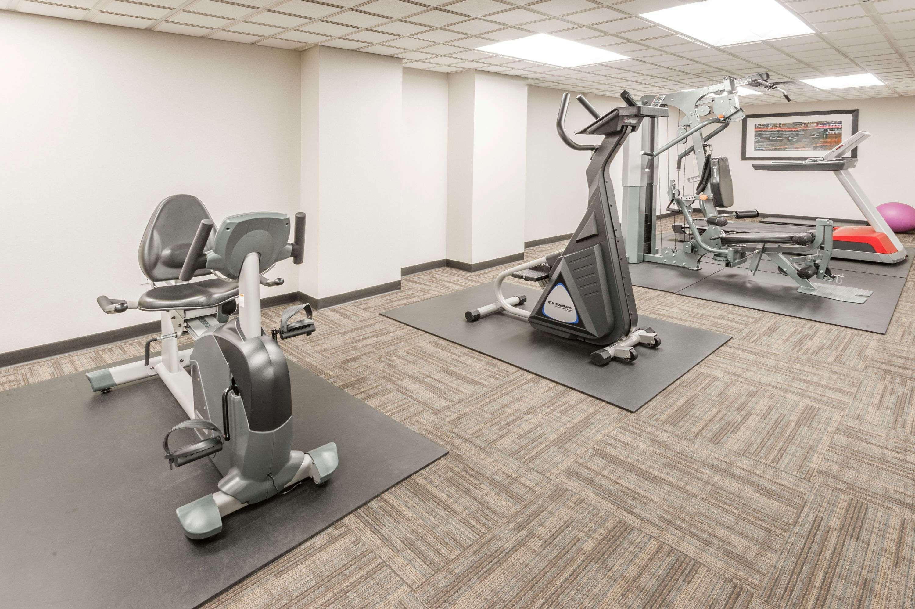 Ramada By Wyndham Edmonton South Hotell Eksteriør bilde