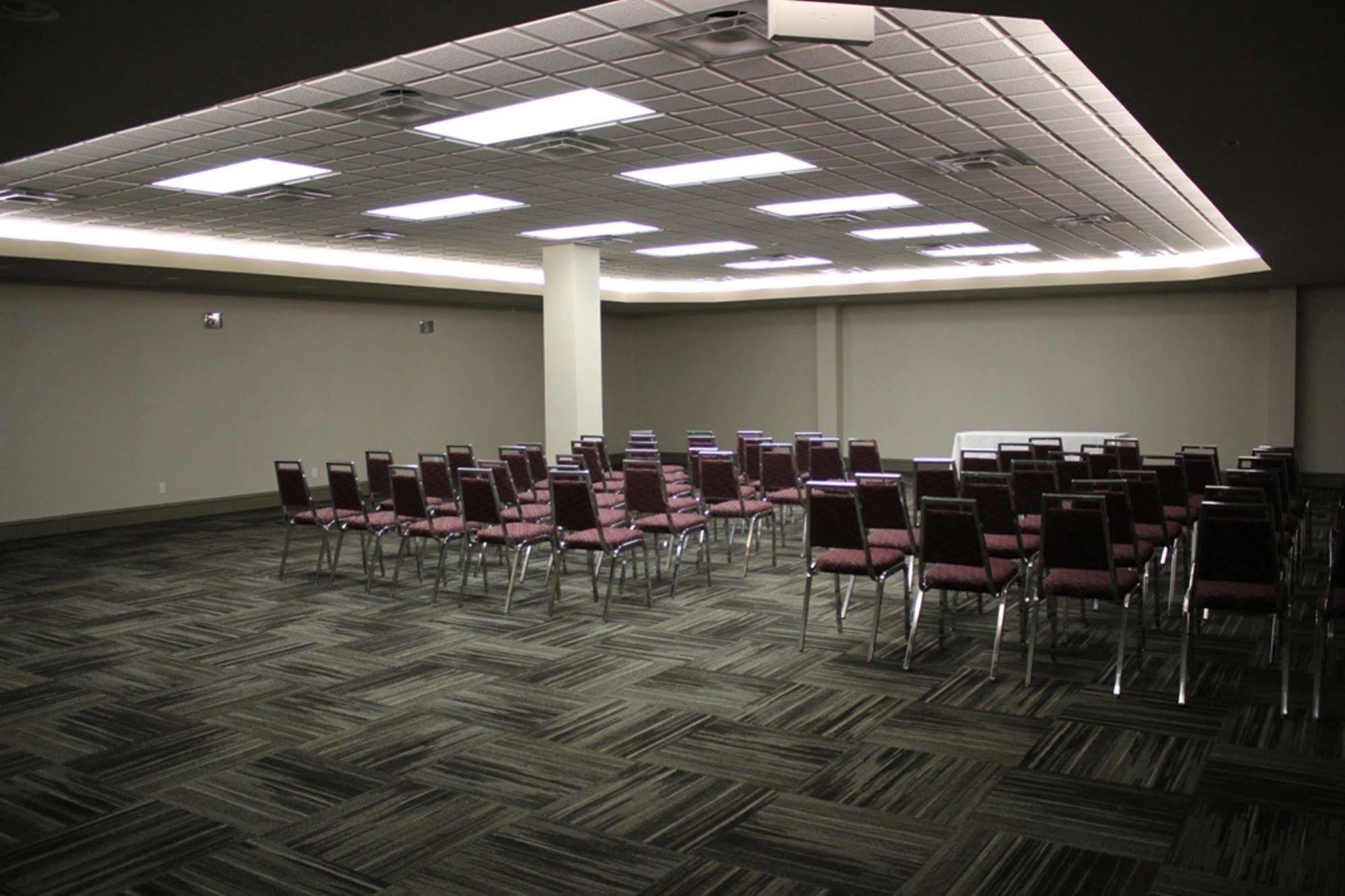Ramada By Wyndham Edmonton South Hotell Eksteriør bilde