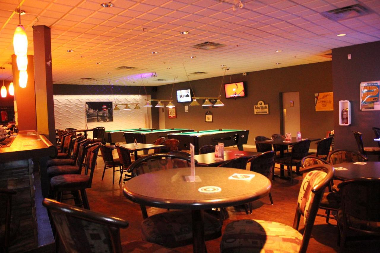 Ramada By Wyndham Edmonton South Hotell Eksteriør bilde